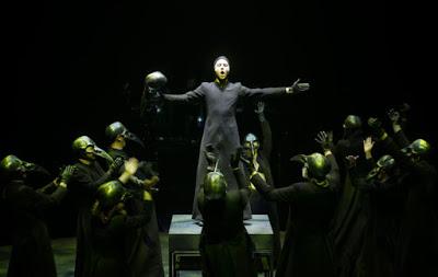 La Vida De Galileo, Mas Brecht Que Galileo