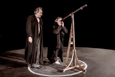 La Vida De Galileo, Mas Brecht Que Galileo