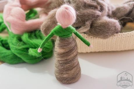 Cómo hacer figuras de mesa de lana cardada