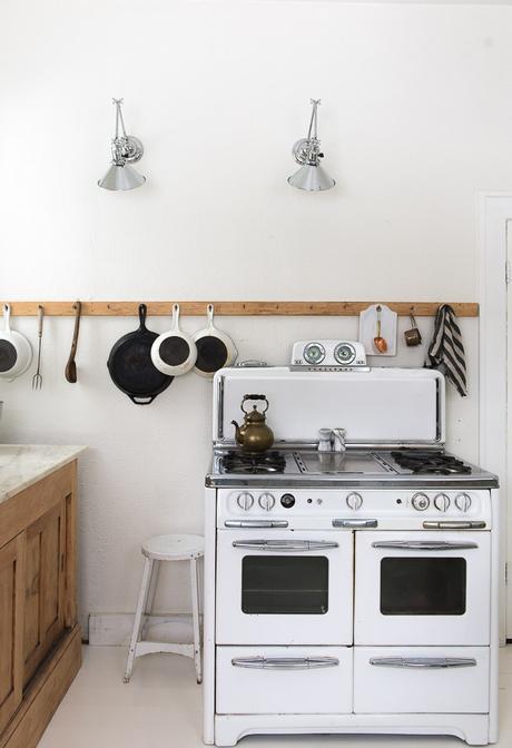 Las 7 claves de una cocina rústica con encanto