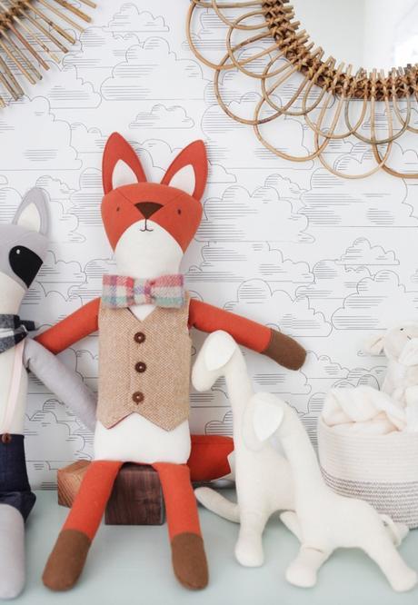 Nueva imagen de una cómoda de Ikea papel pintado infantil nubes