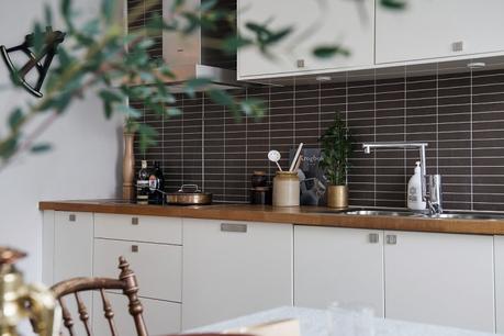 soluciones colecciones estilo nórdico estilo escandinavo cocinas decoración interiores decoración en blanco decoración colecciones Cómo exponer colecciones en casa cocina nórdica moderna blog decoración nórdica 