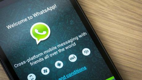 WhatsApp para BlackBerry 10 se actualiza para mejorar la conexión de cliente web