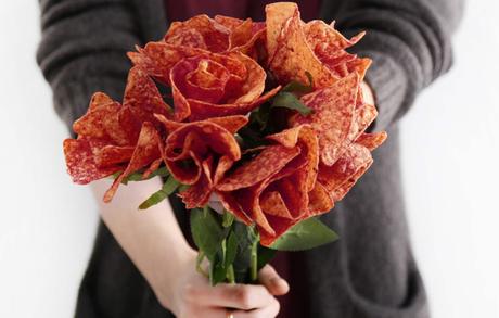 Un ramo de rosas de Doritos por San Valentín