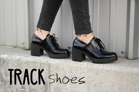 MUST-HAVE: TRACK SHOES