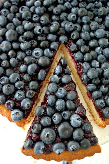 Pastel de arándanos finlandés, sencillo y delicioso mustikkapiirakka