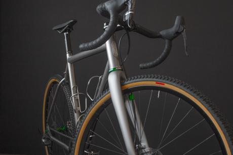Twin Six lanza dos bicicletas fabricados en titanio: Standard Ti Road y Ti Rando Twin Six lanza dos bicicletas fabricados en titanio: Standard Ti Road y Ti Rando
