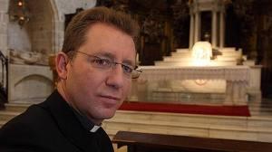 En agradecimiento a Don Aurelio García Macías En agradecimiento a Don Aurelio García Macías