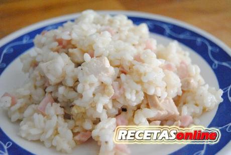 Arroz con jamón cocido y pollo asado - Recetas de cocina RECETASonline