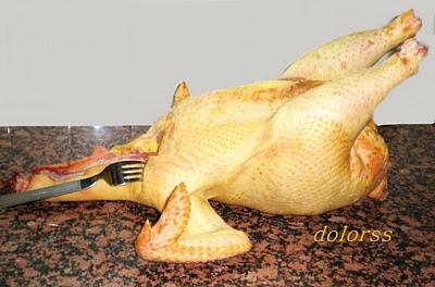 POLLO DE CORRAL RELLENO DE MANZANA (Horno de leña)