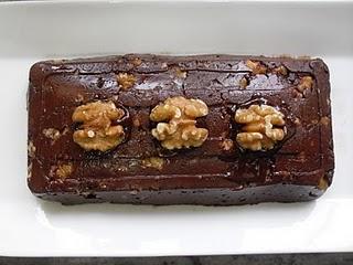 TURRÓN DE CHOCOLATE Y NUECES