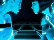 Playboy dedica espectacular homenaje 'TRON Legacy'