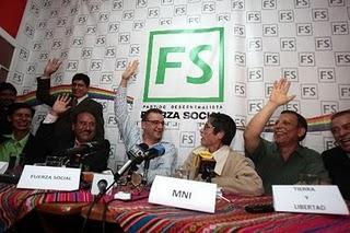 SUSANA VILLARÁN EVALÚA ROMPER ALIANZA CON EL MNI