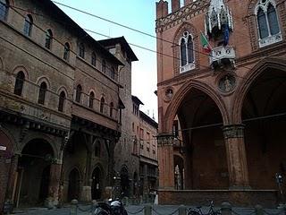 Bologna. La Ciudad Roja