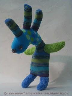 Juguetes Caseros y Ecológicos: Cómo hacer un muñeco con telas recicladas