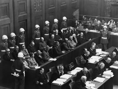 La infamia interesada y la defenestración. El desastre de un pueblo y la tragedia de un cineasta.