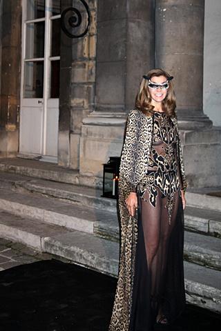 Carine Roitfeld deja Vogue París