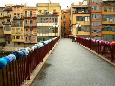 Hace frío...¡abriguemos las calles!