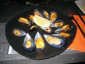 Cal Galan “Las anchoas de la Escala” Mejillones al vapor