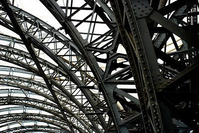 Zygmunt Bauman, la Modernidad y la Nueva Relación entre el Espacio y el Tiempo