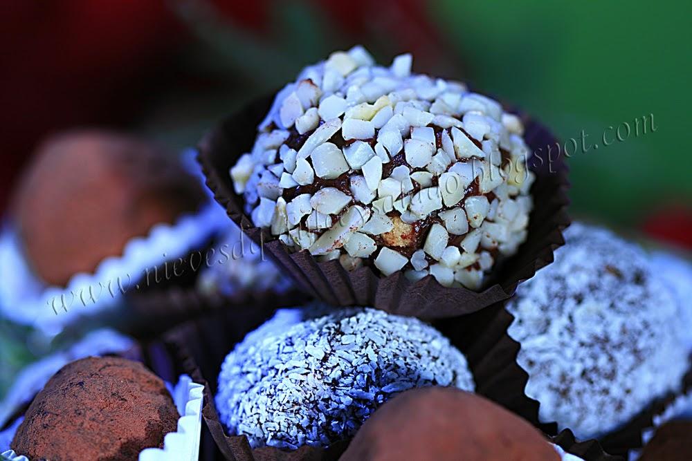 TRUFAS DE CHOCOLATE Y AVELLANAS