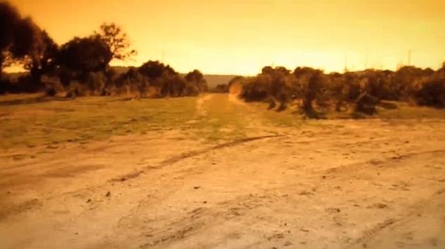 “Confesiones de un hombre bala” el video de Cosmonauta