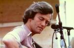 Letras Traducidas 36 – “SHE EVEN WOKE ME UP TO SAY GOODBYE”. Mickey Newbury.