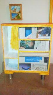 Mueble auxiliar de cartón