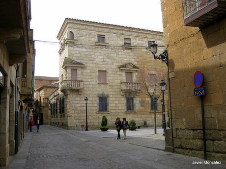 Salamanca. Ciudad Rodrigo.Ciudad de Palacios y Batallas. City of Palaces and Battles.