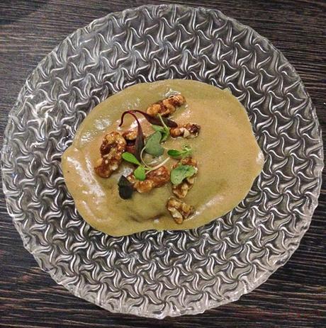 ravioli de buey salsa de foie Sasha Bar Barcelona Baco y Boca