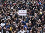Italia moviliza contra uniones civiles