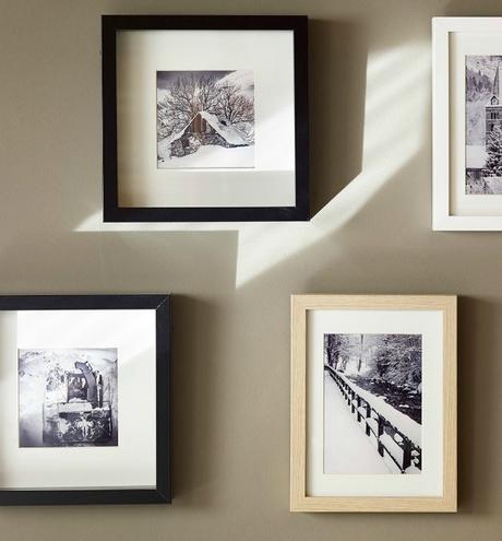 Una cabaña acogedora en la nieve