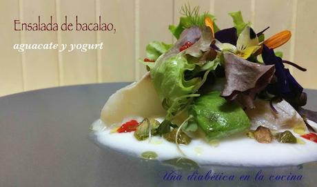 Ensalada de bacalao, aguacate y yogurt