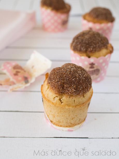 Muffins rellenos de crema de chocolate