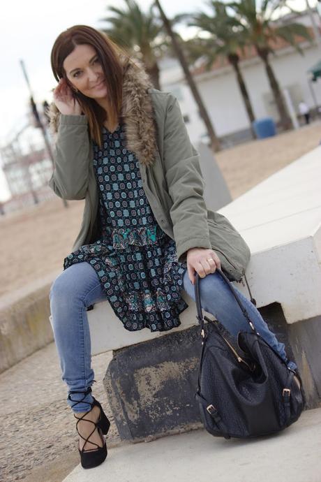 Con vestido boho Con vestido boho