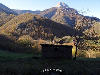 Las Adres de Sobrefoz-La Canal Vaquera-Carambones-Enol-Los Senderones