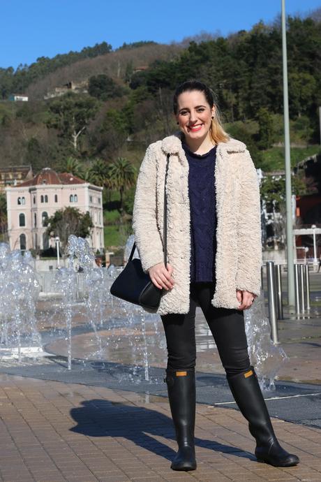 Outfit con botas de agua en Bilbao