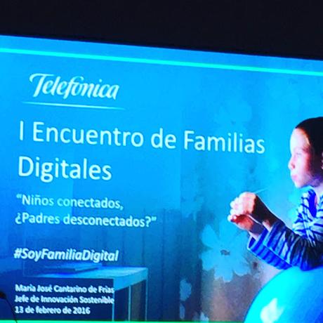 2434.- I Encuentro de Familias Digitales.