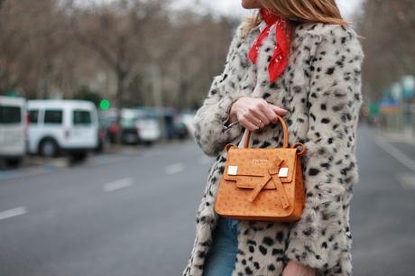 ABRIGO DE pelo FUR COAT ABRIGO DE pelo FUR COAT