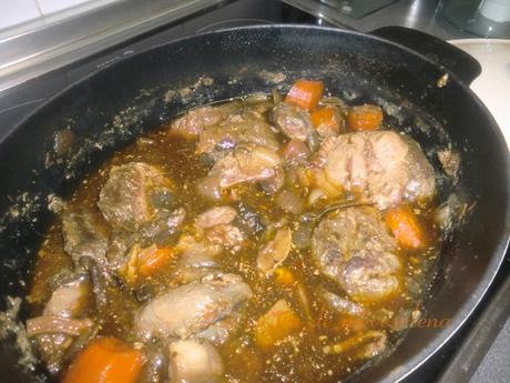 Carrilleras glaseadas en cocotte