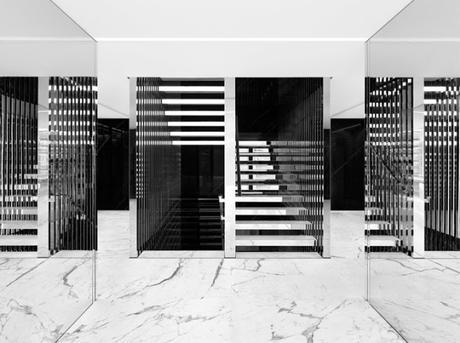 Yves Saint Laurent inaugura en Tokio su flagship store más grande del mundo Yves Saint Laurent inaugura en Tokio su flagship store más grande del mundo