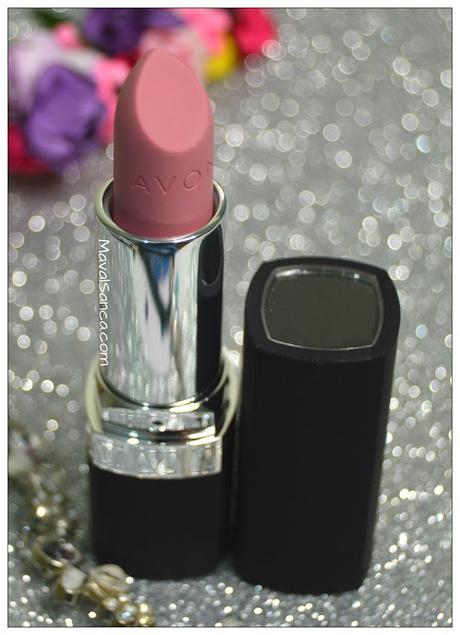 Perfectly Matte True Colour de AVON: Labiales de acabado mate.