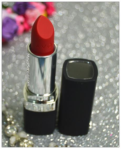 Perfectly Matte True Colour de AVON: Labiales de acabado mate.