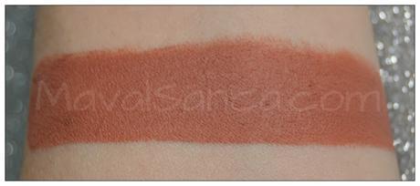 Perfectly Matte True Colour de AVON: Labiales de acabado mate.