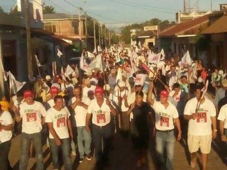 DEMÓCRATAS por el NO, hicieron su cierre en San Borja