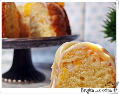 Bundt Cake de Melocotón a la vainilla y cardamomo