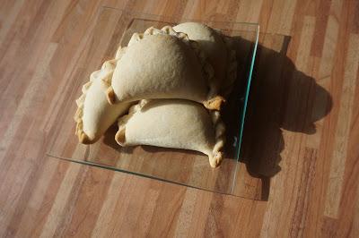 Masa para empanadas  La Salteña o Mendía para horno