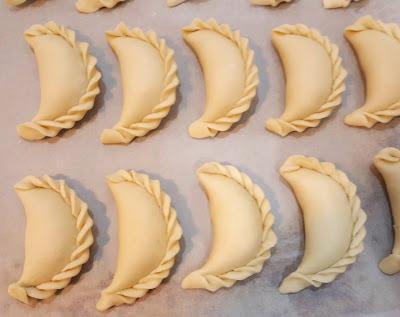 Masa para empanadas  La Salteña o Mendía para horno