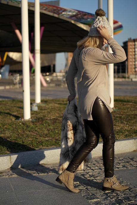 POMPOM BEANIE POMPOM BEANIE