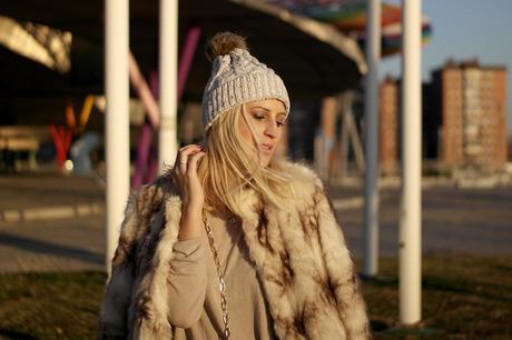 POMPOM BEANIE POMPOM BEANIE